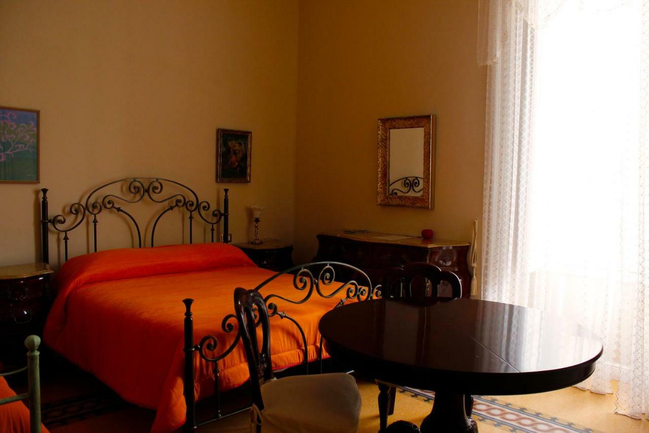 Oro Di Napoli Luxury Bed & Breakfast Nápoles Exterior foto