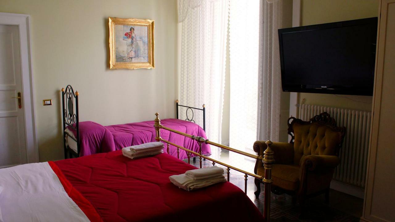 Oro Di Napoli Luxury Bed & Breakfast Nápoles Exterior foto